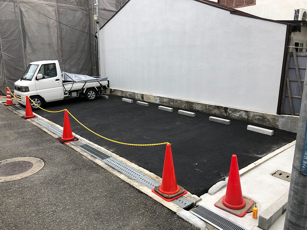 【大阪府豊中市】砂利の部分を舗装のみしてほしい（車止め・ラインは不要）