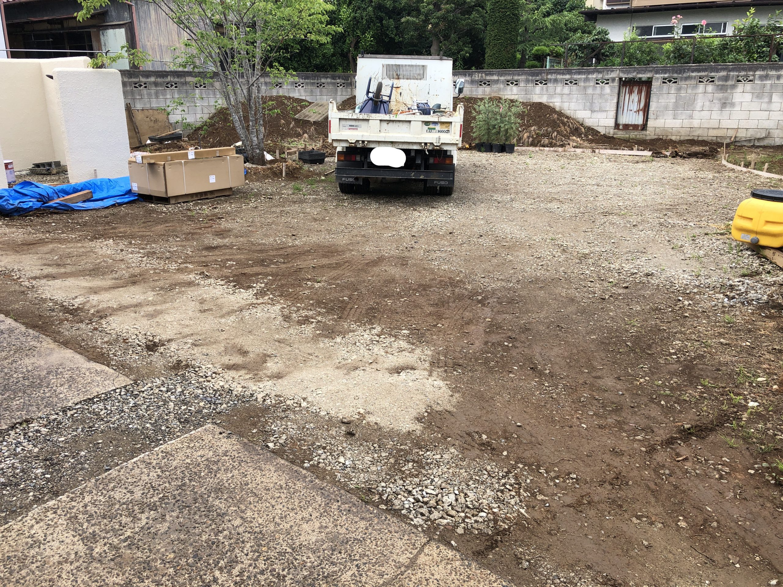 自宅前および通路舗装工事