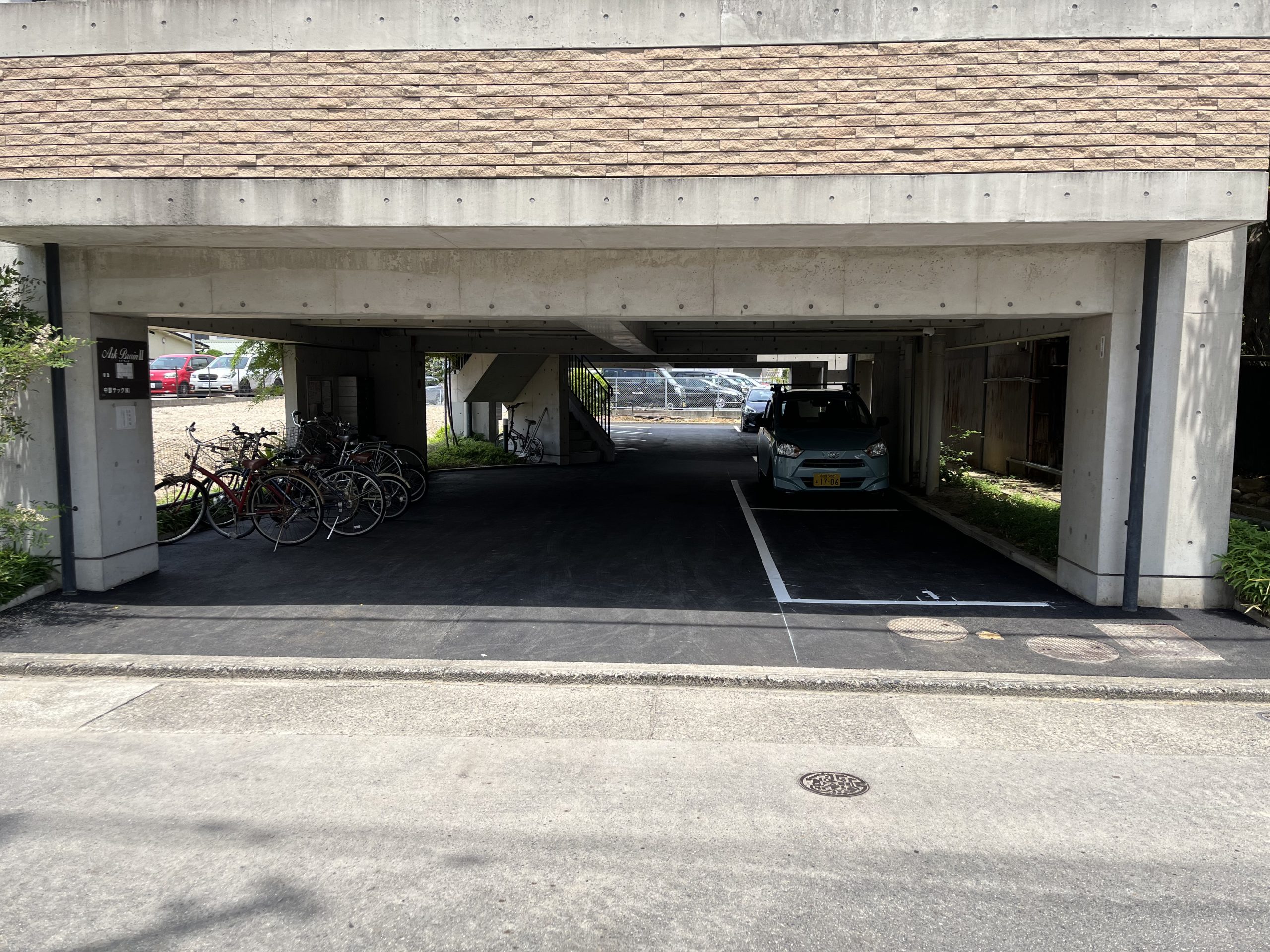 マンション敷地内駐車場